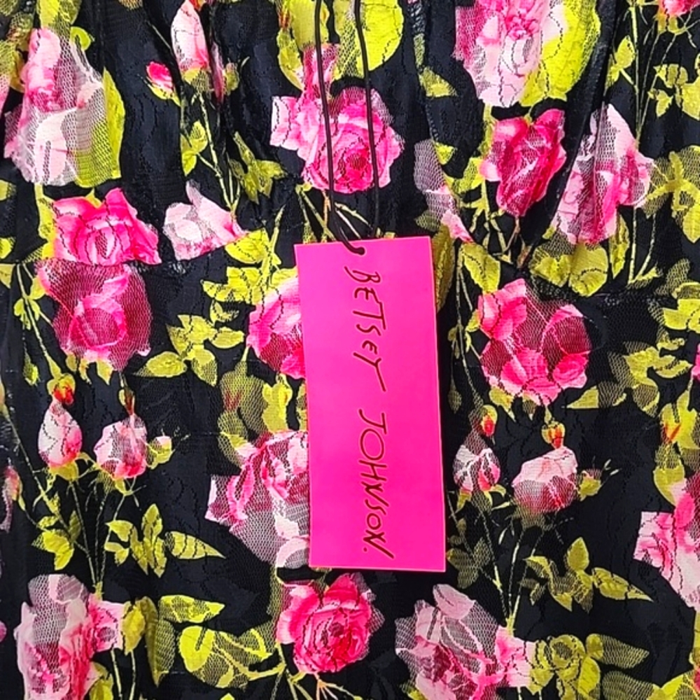 Betsey Johnson Women's Mini Lace Rose Floral Dress.  Size S - Picture 7 of 11